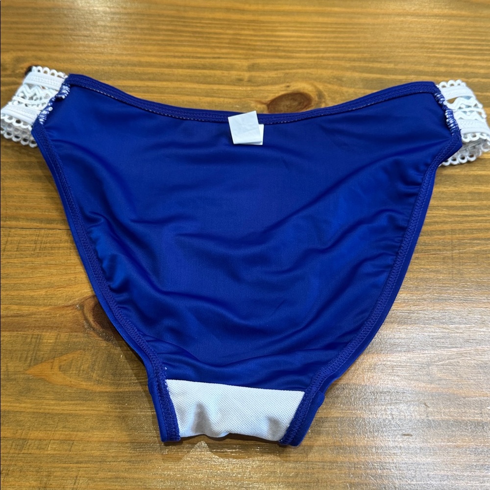 Chic Blue Women's Bikini Bottom with Lace Detail - Picture 6 of 6